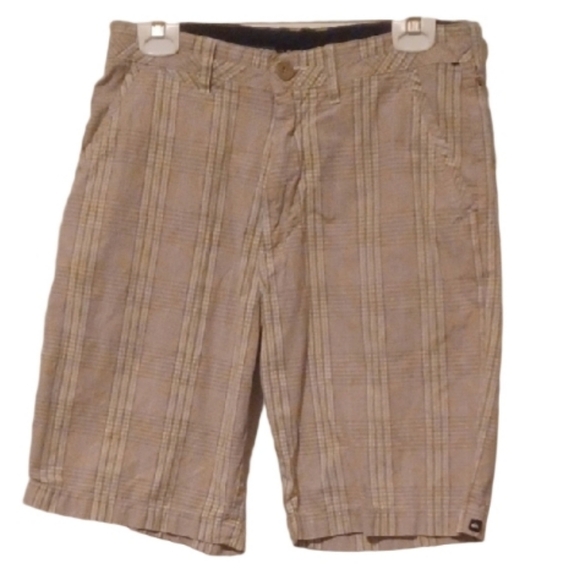 💙🌺Men's  New Tan Plaid Shorts🎉 - Picture 2 of 15